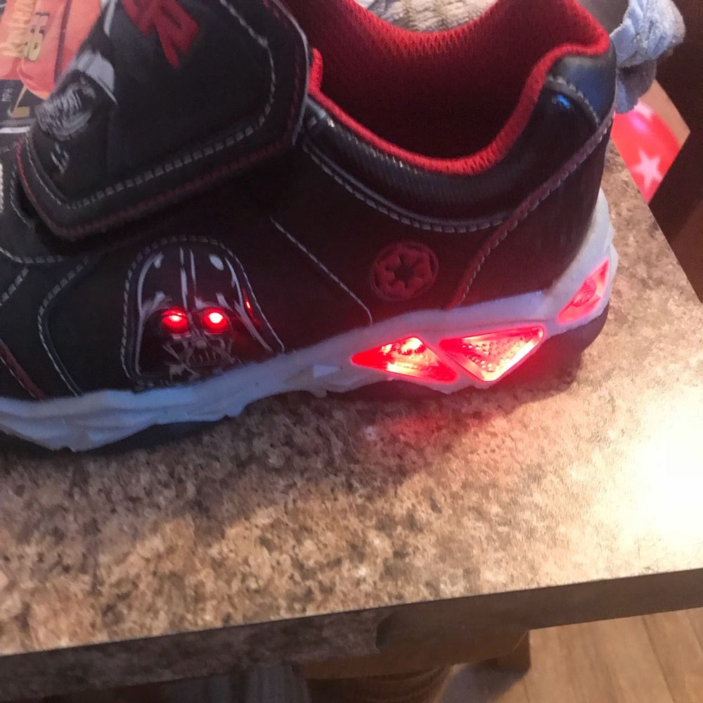 Star Wars Darth Vader boys shoes size 3